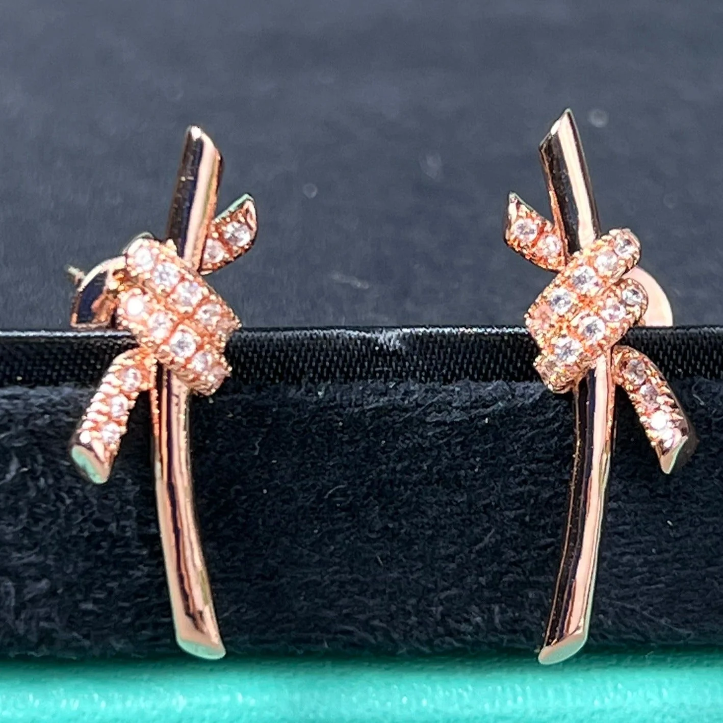 [TF]KNOT EARRINGS ROSE GOLD DIAMOND