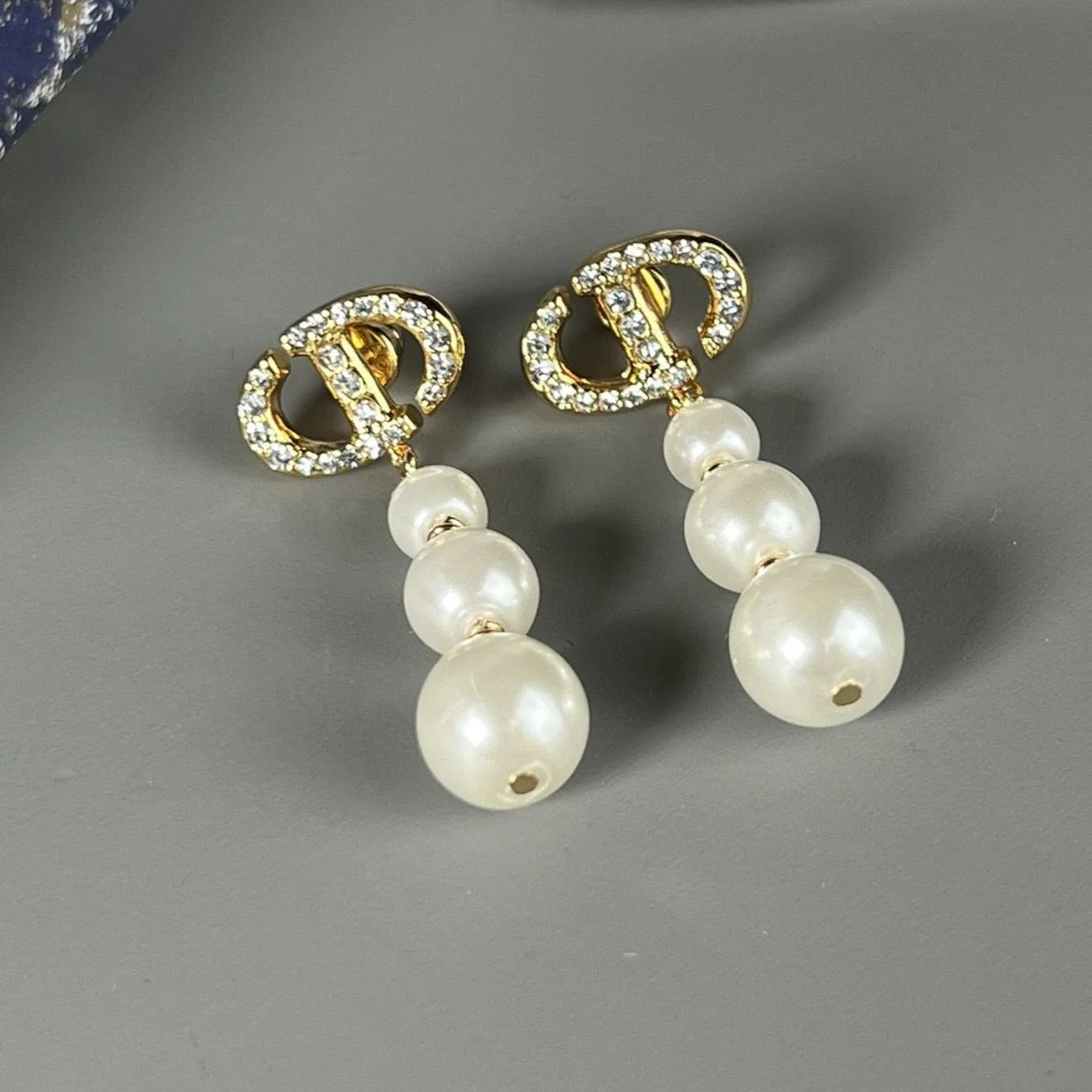 [CD] 3 PEARL GOLD DIAMOND EARRINGS