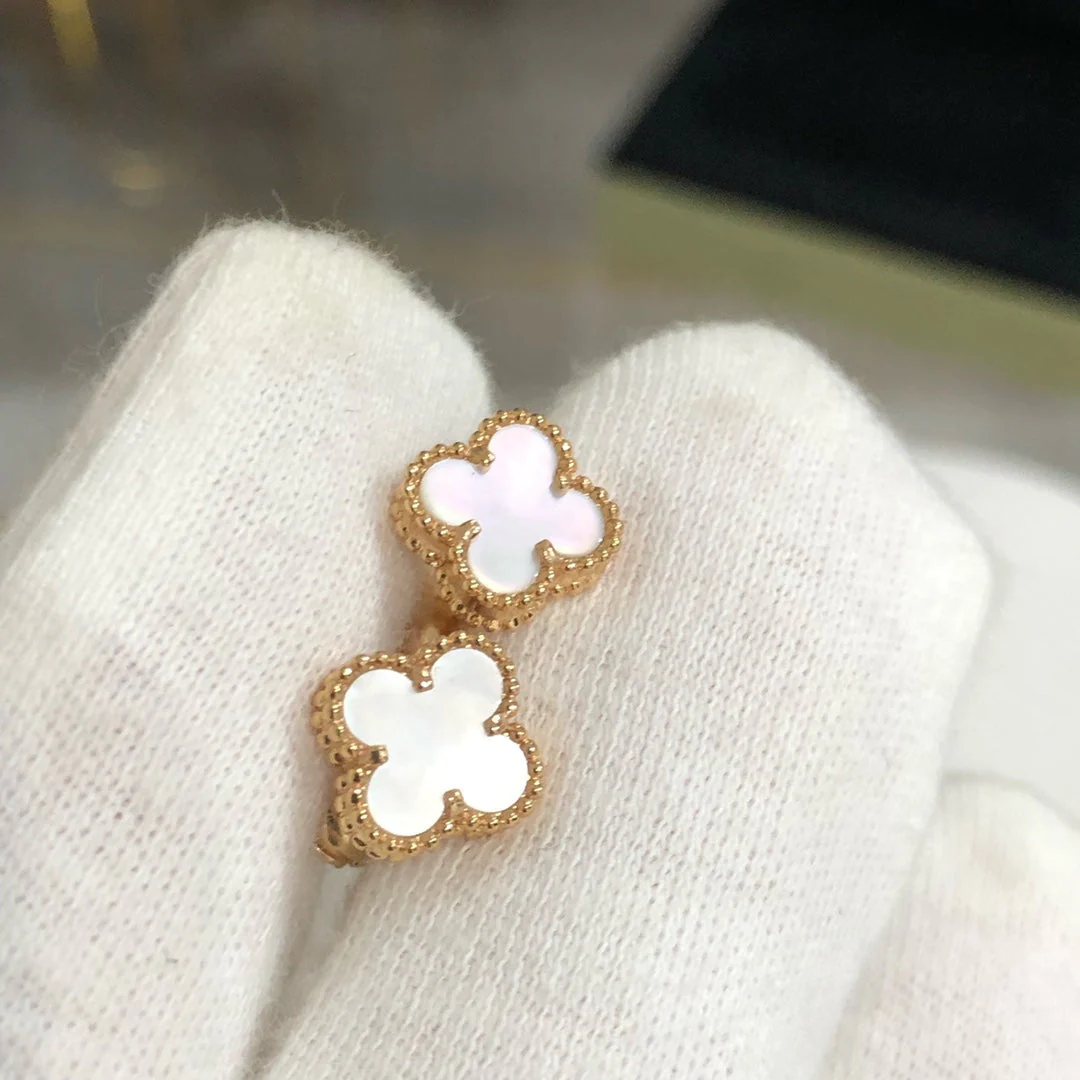 [VA]CLOVER MINI GOLD EARRINGS