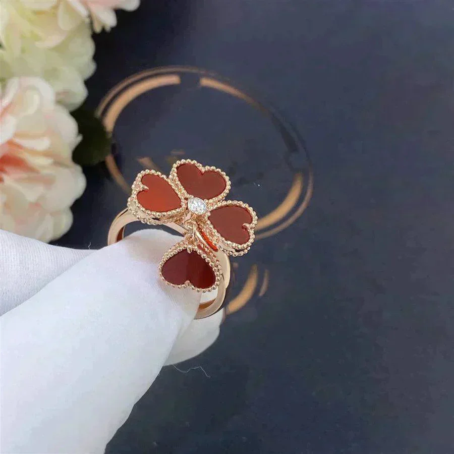 [VA]SWEET CLOVER CARNELIAN RING