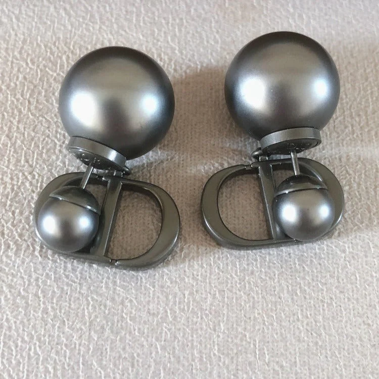 [CD]WOMEN'S DESIGNER BLACK CD EARRINGS