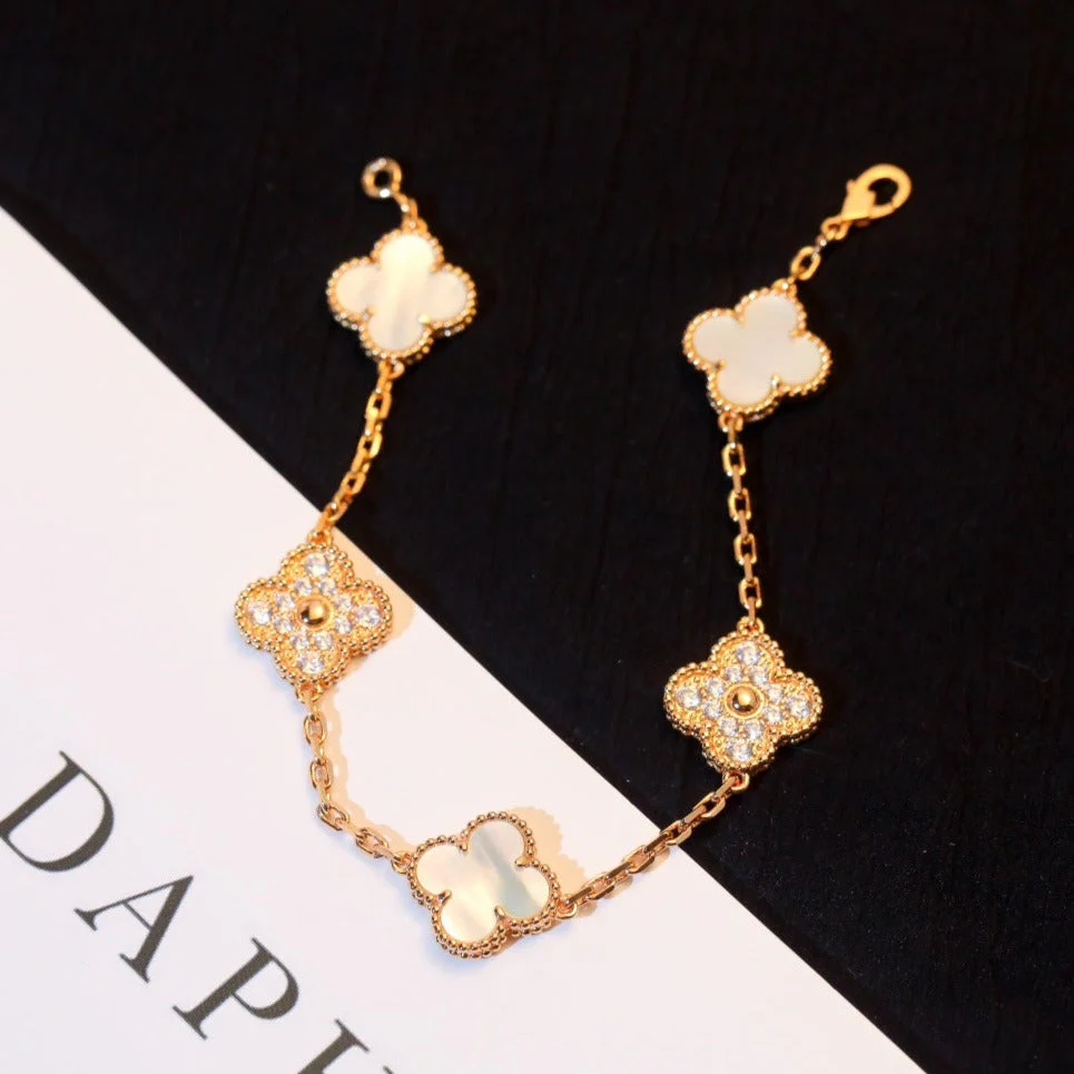 [VA]CLOVER BRACELET 5 MOTIF WHITE MOP DIAMOND