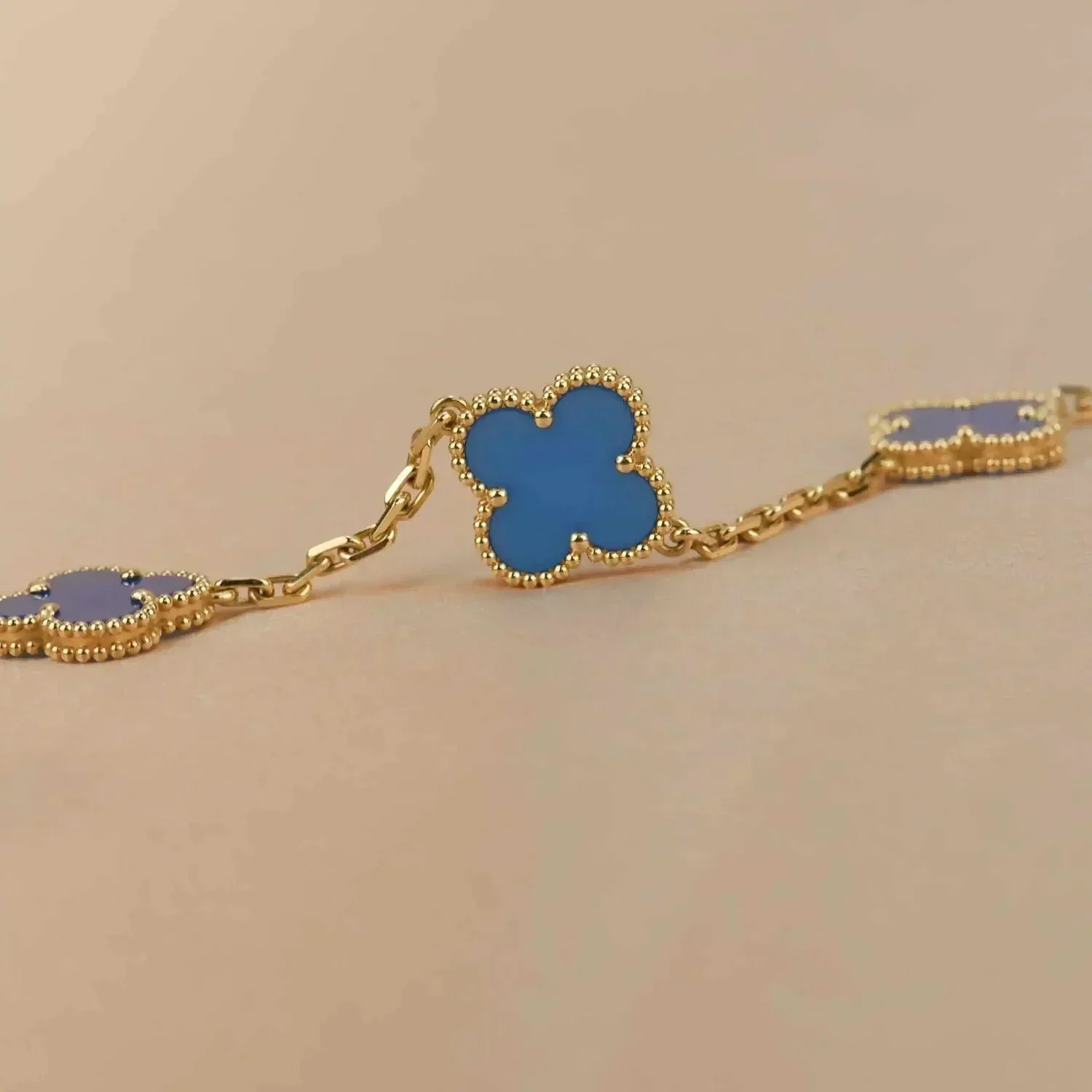 [VA]CLOVER 5 MOTIFS BLUE AGATE BRACELET