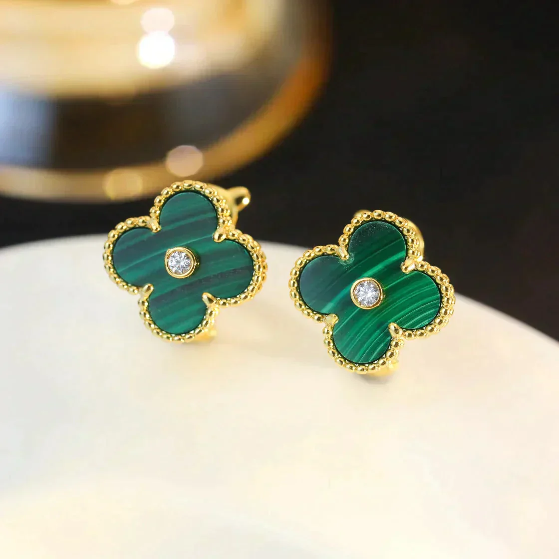[VA]CLOVER MEDIUM 1 MOTIFS MALACHITE DIAMOND EARRINGS