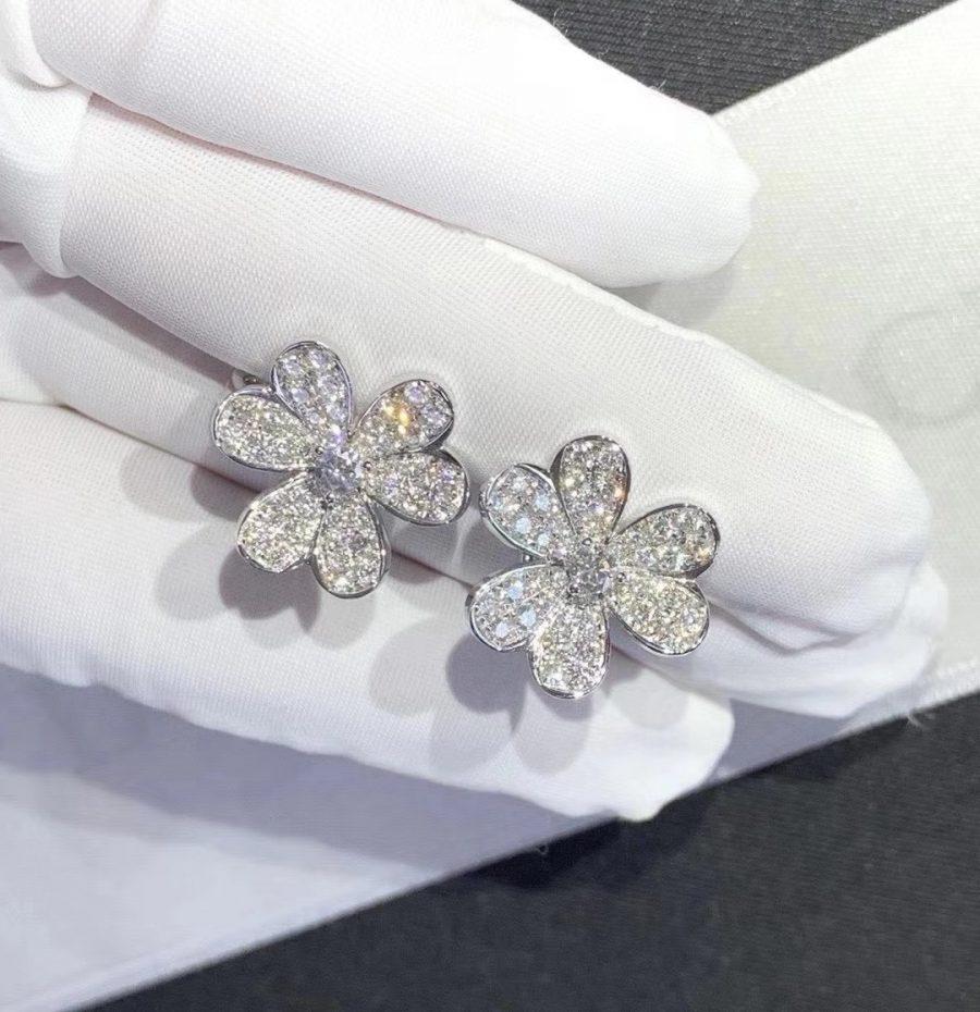 [VA]FRIVOLE SILVER FLOWER DIAMOND EARRINGS