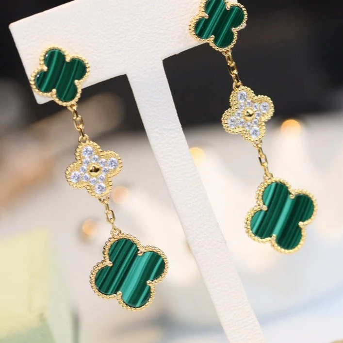 [VA]CLOVER EARRINGS GOLD MALACHITE DIAMOND 3 MOTIF