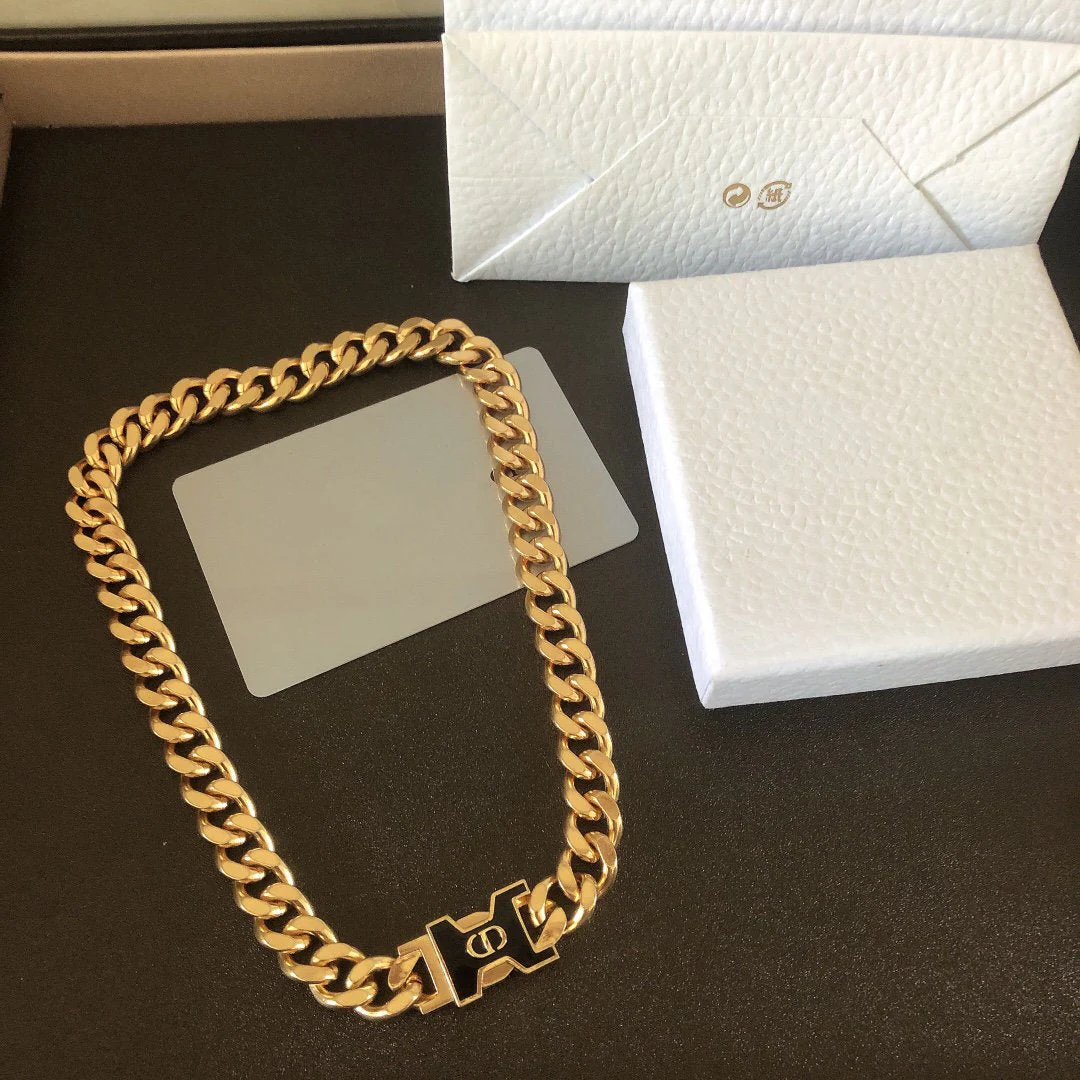 [CD] GOLD-FINISH METAL AND BLACK LACQUER NECKLACE