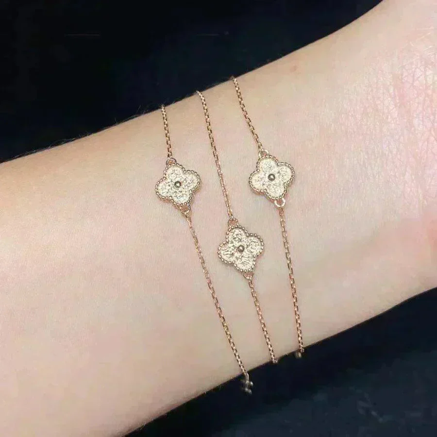 [VA]CLOVER SINGLE FLOWER BRACELET