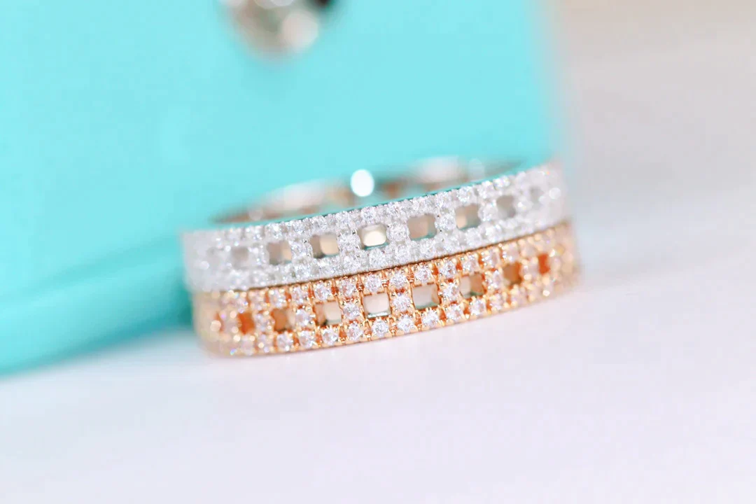 [TF]T TRUE DIAMOND PAVED RING