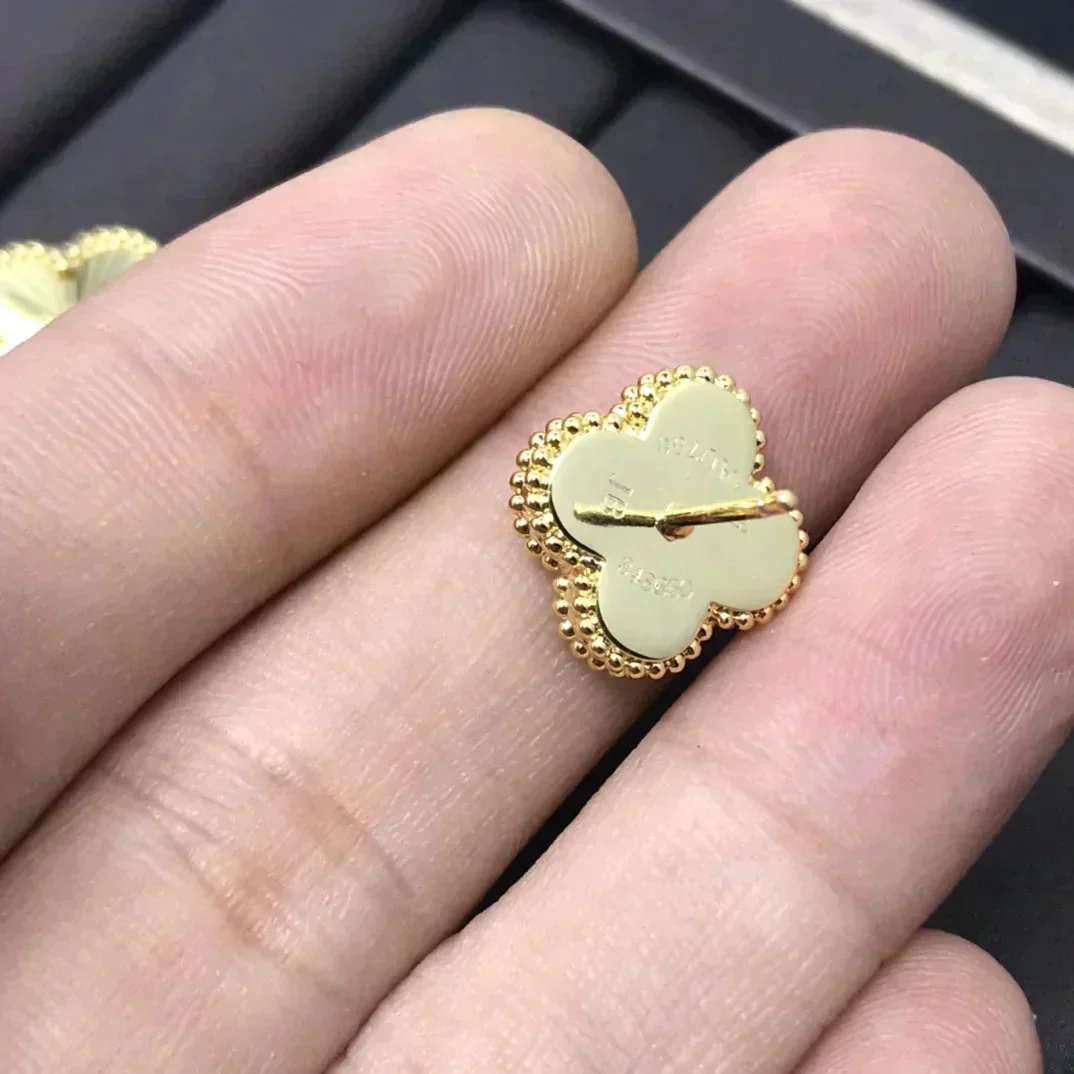 [VA]CLOVER MINI 9.5MM LASER EARRINGS