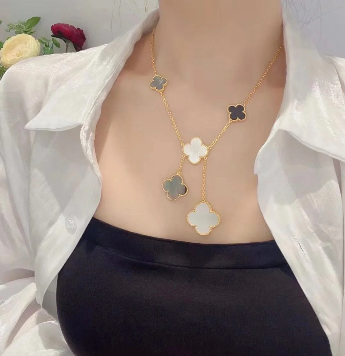 [VA]CLOVER 6 MOTIF MOP ONYX GOLD NECKLACE