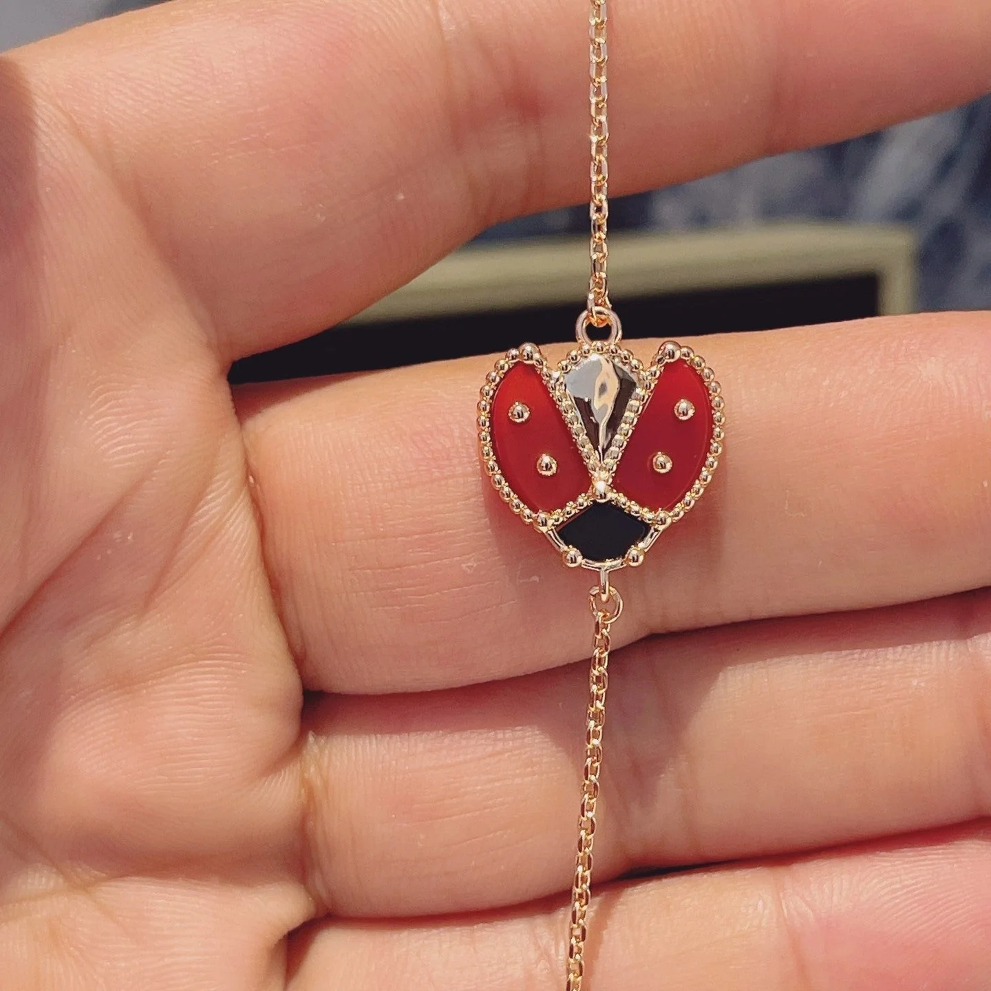 [VA]LUCKY SPRING 1 MOTIF PINK GOLD BRACELET