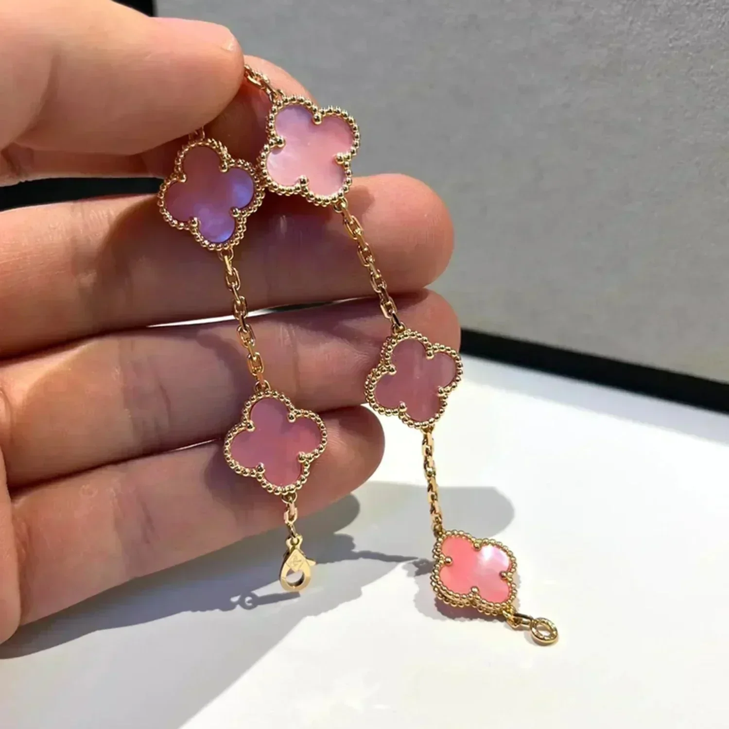 [VA]CLOVER 5 PINK MOP BRACELET