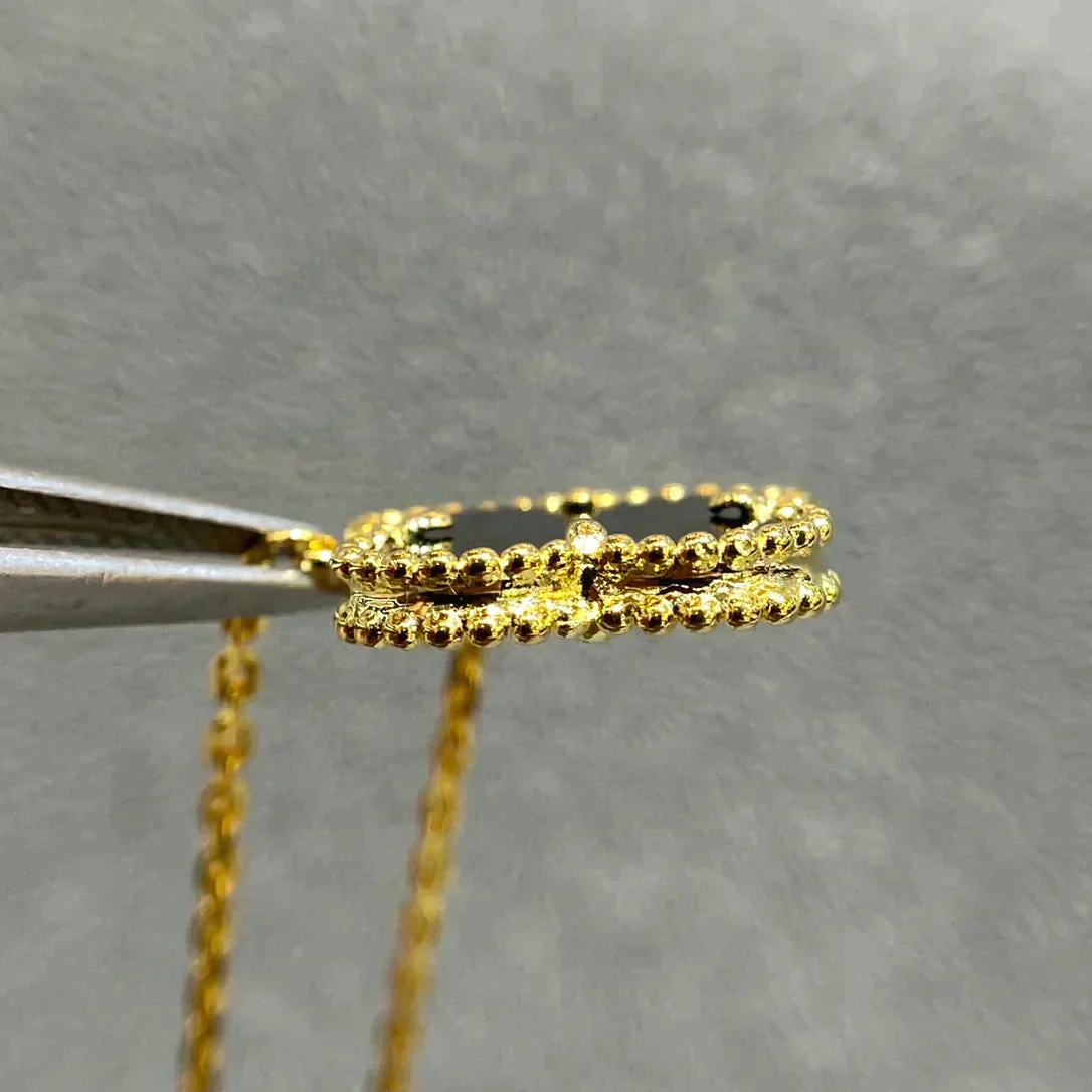 [VA]CLOVER 15MM BLACK ONYX SINGLE FLOWER NECKLACE