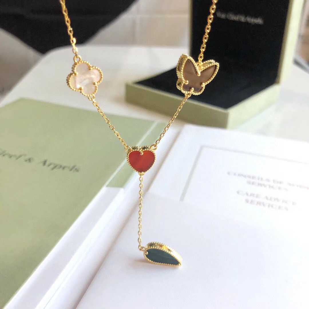 [VA]LUCKY SPRING 4 MOTIFS ROSE GOLD NECKLACE