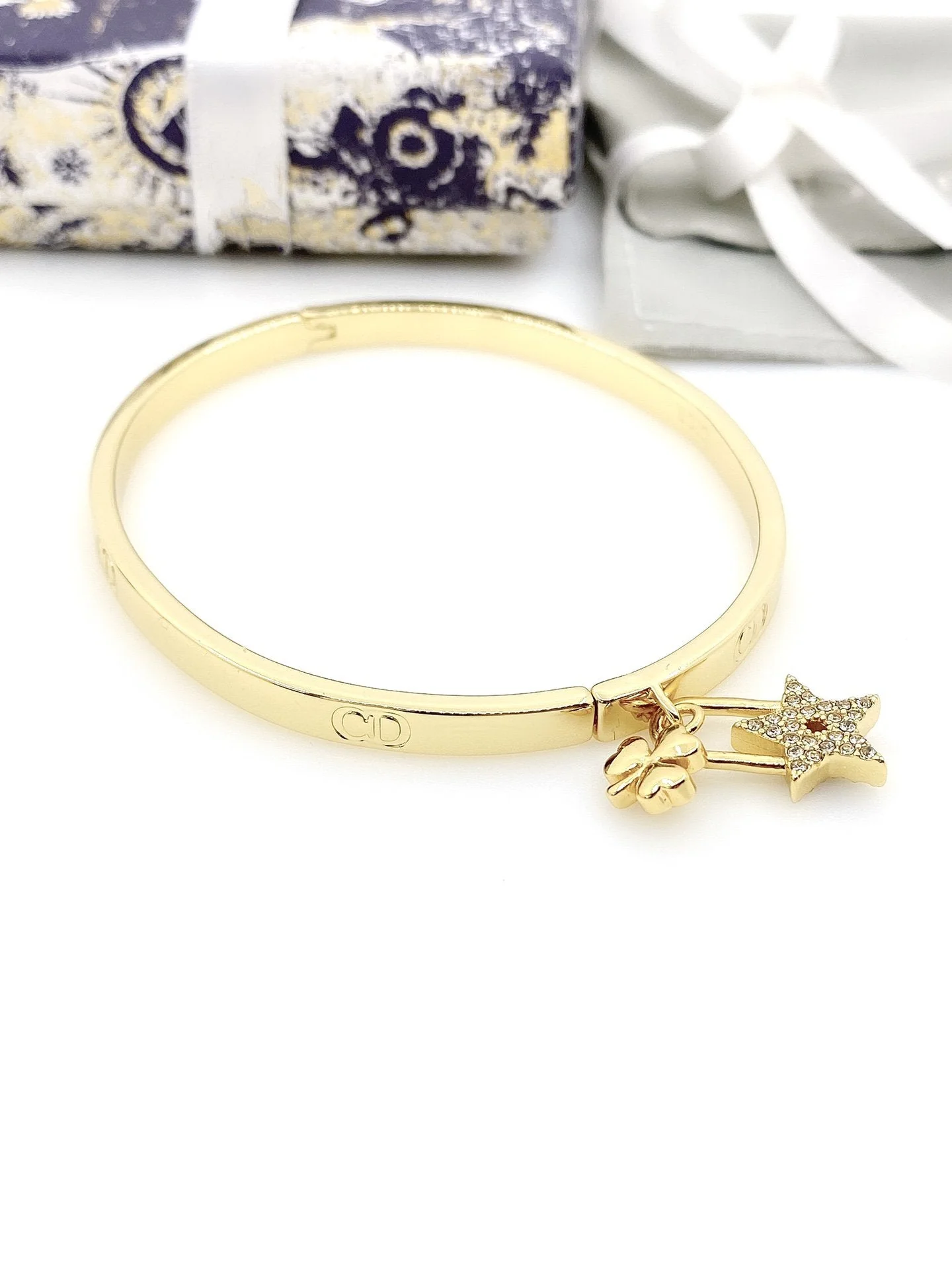 [CD] STAR LOCK BRACELET GOLD DIAMOND