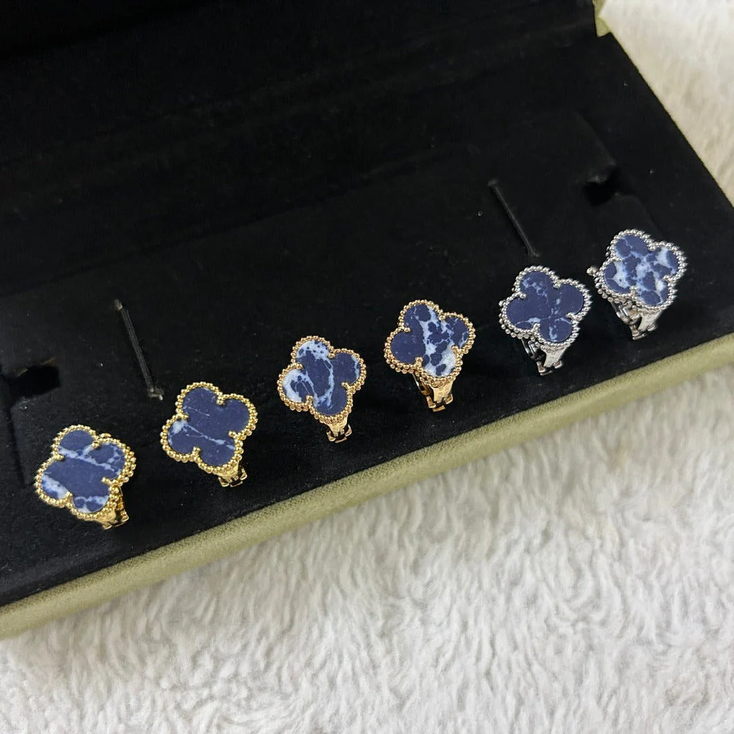 [VA]CLOVER PIETERSITE MEDIUM STUD EARRINGS