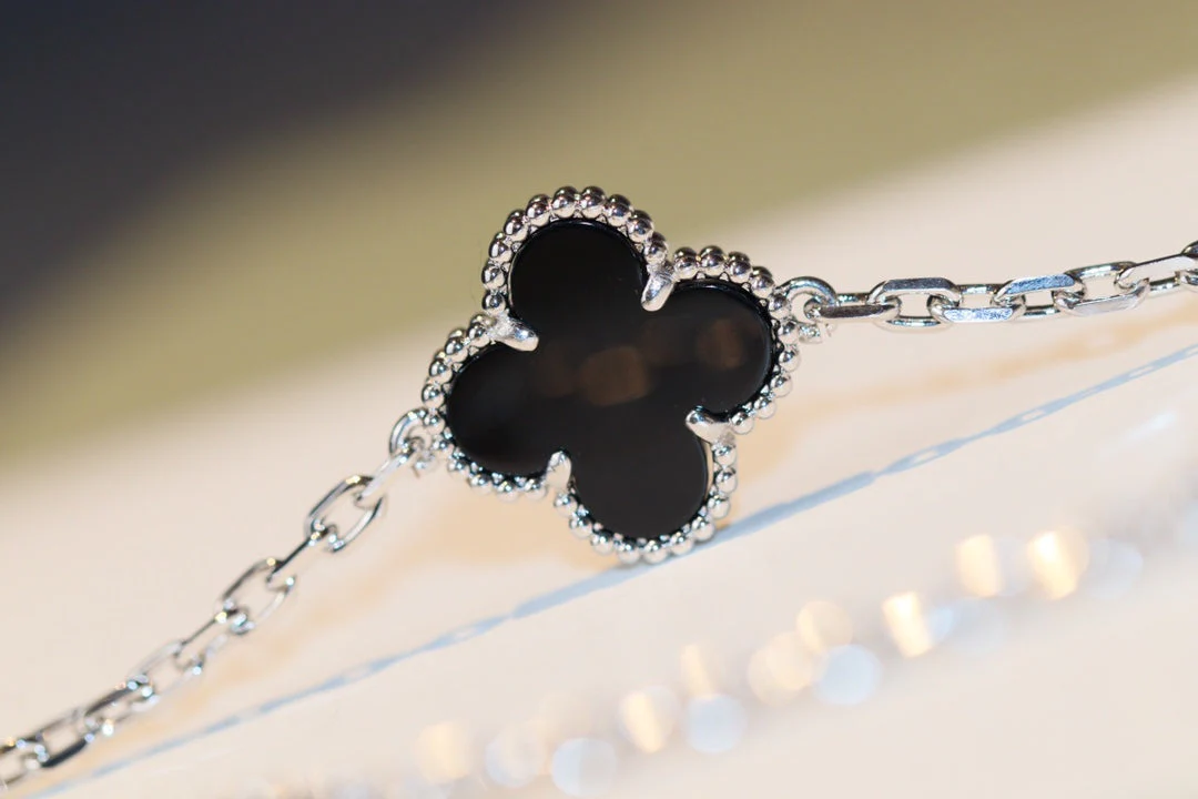 [VA]CLOVER 20 MOTIFS ONYX DIAMOND SILVER