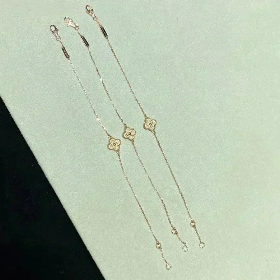 [VA]CLOVER SINGLE FLOWER BRACELET