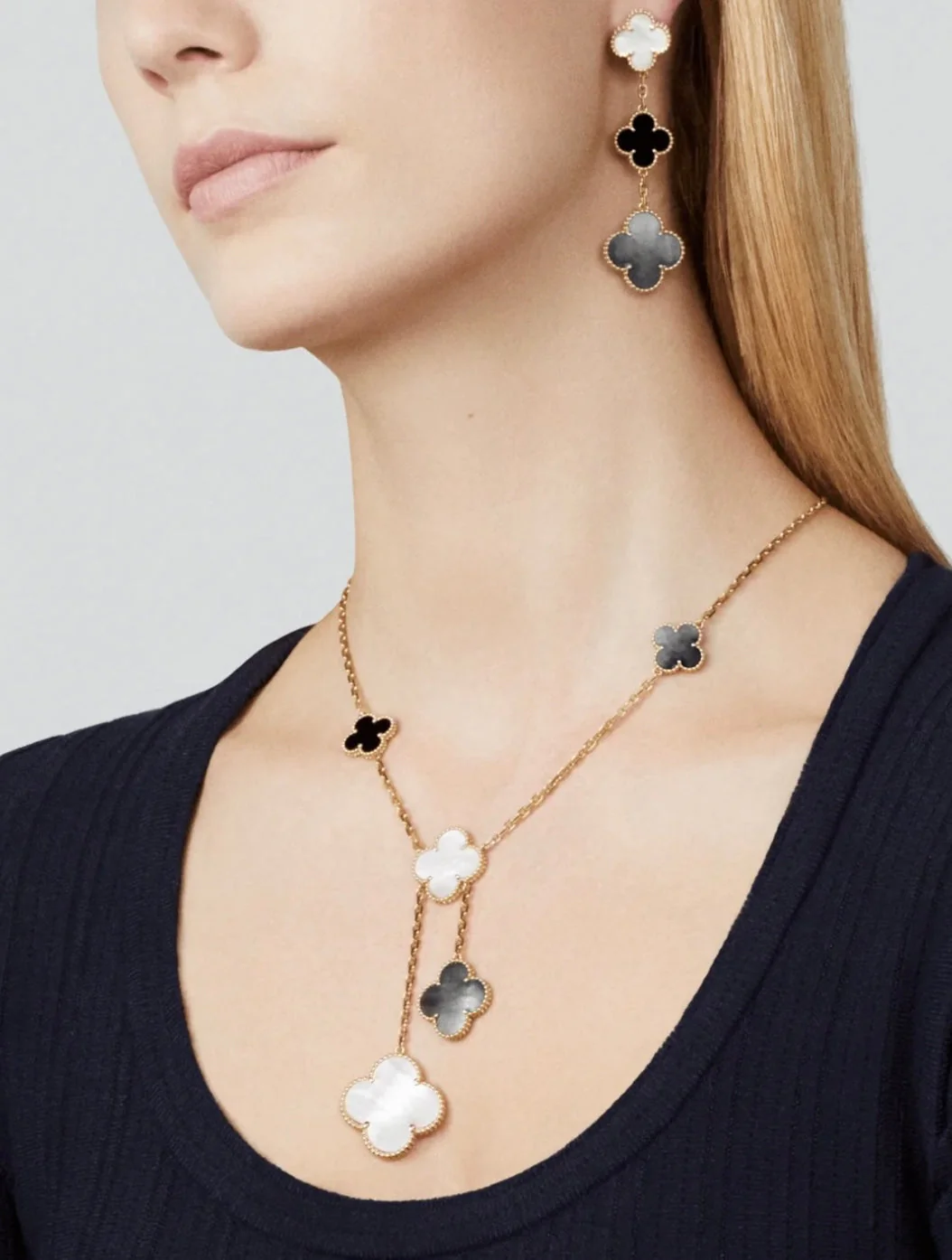 [VA]CLOVER 3 MOTIF MOP ONYX DARK MOP PINK GOLD EARRINGS