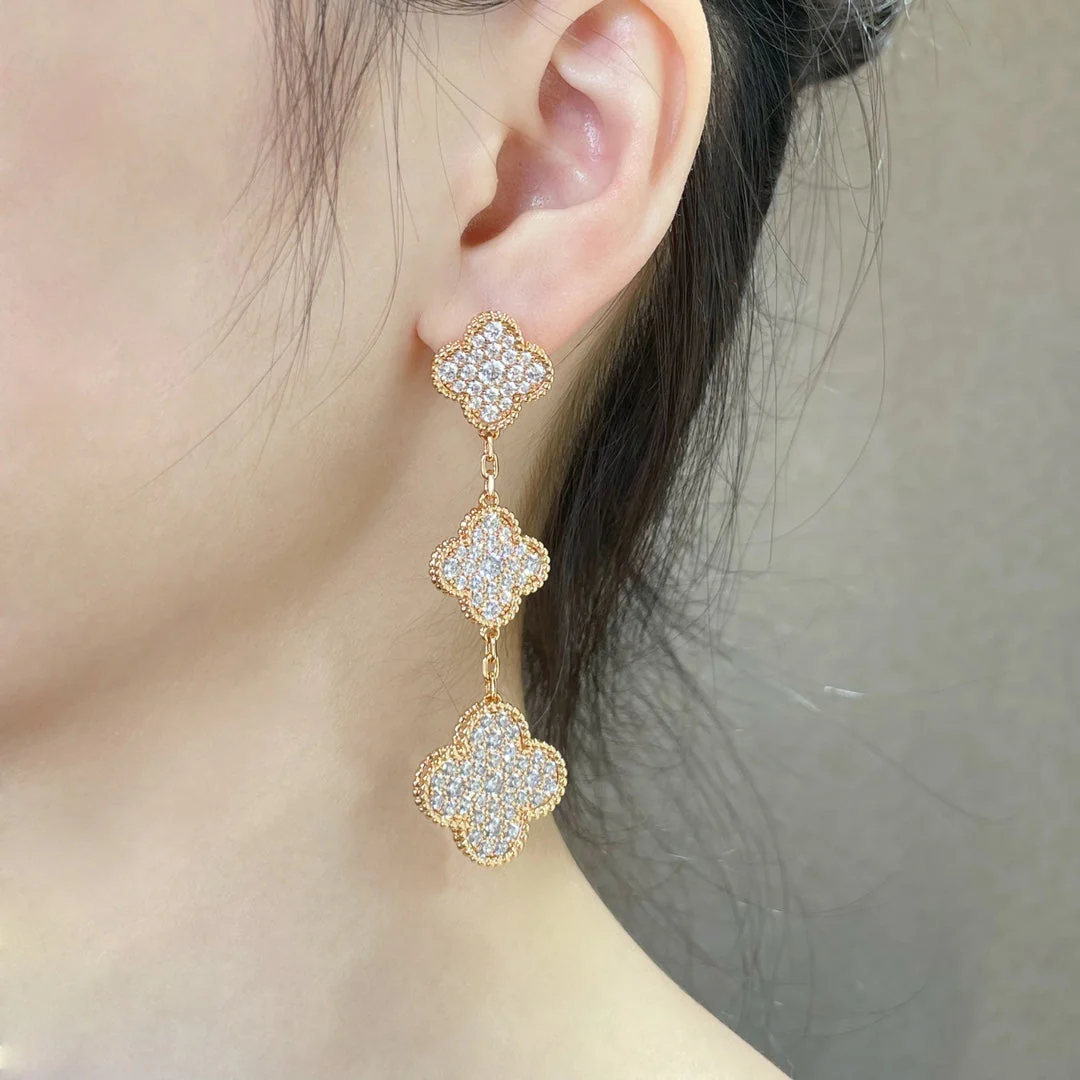 [VA]CLOVER 3 MOTIFS DIAMOND PAVED ROSE GOLD EARRINGS