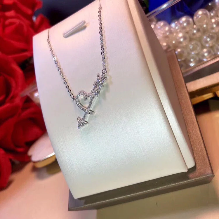 [TF]COLGANTE HEART & ARROW NECKLACE