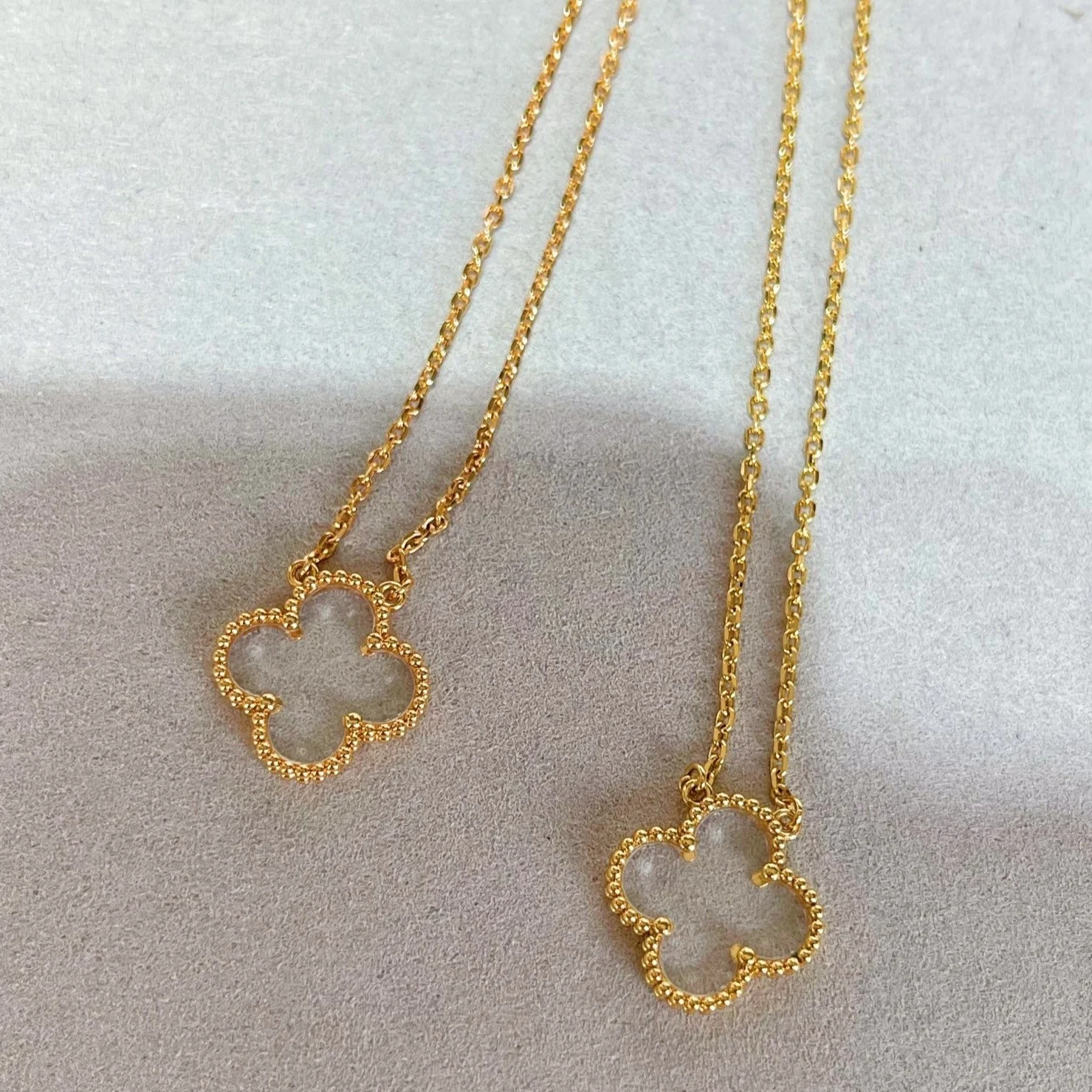 [VA]CLOVER ROCK CRYSTAL ROSE GOLD NECKLACE