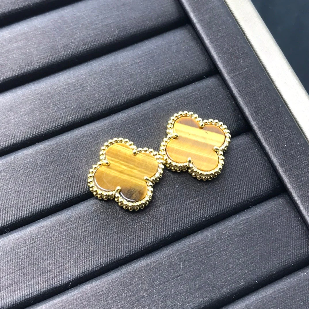 [VA]CLOVER MEDIUM 1 MOTIFS TIGER EYE EARRINGS