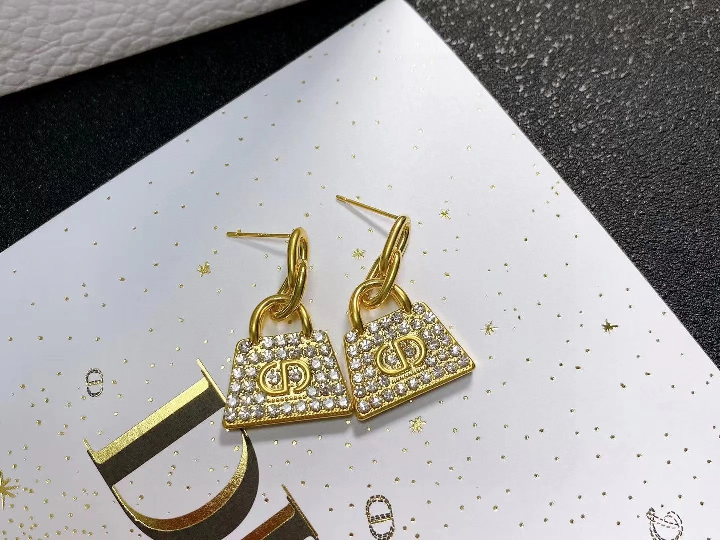 [CD] BAG GOLD DIAMOND EARRINGS