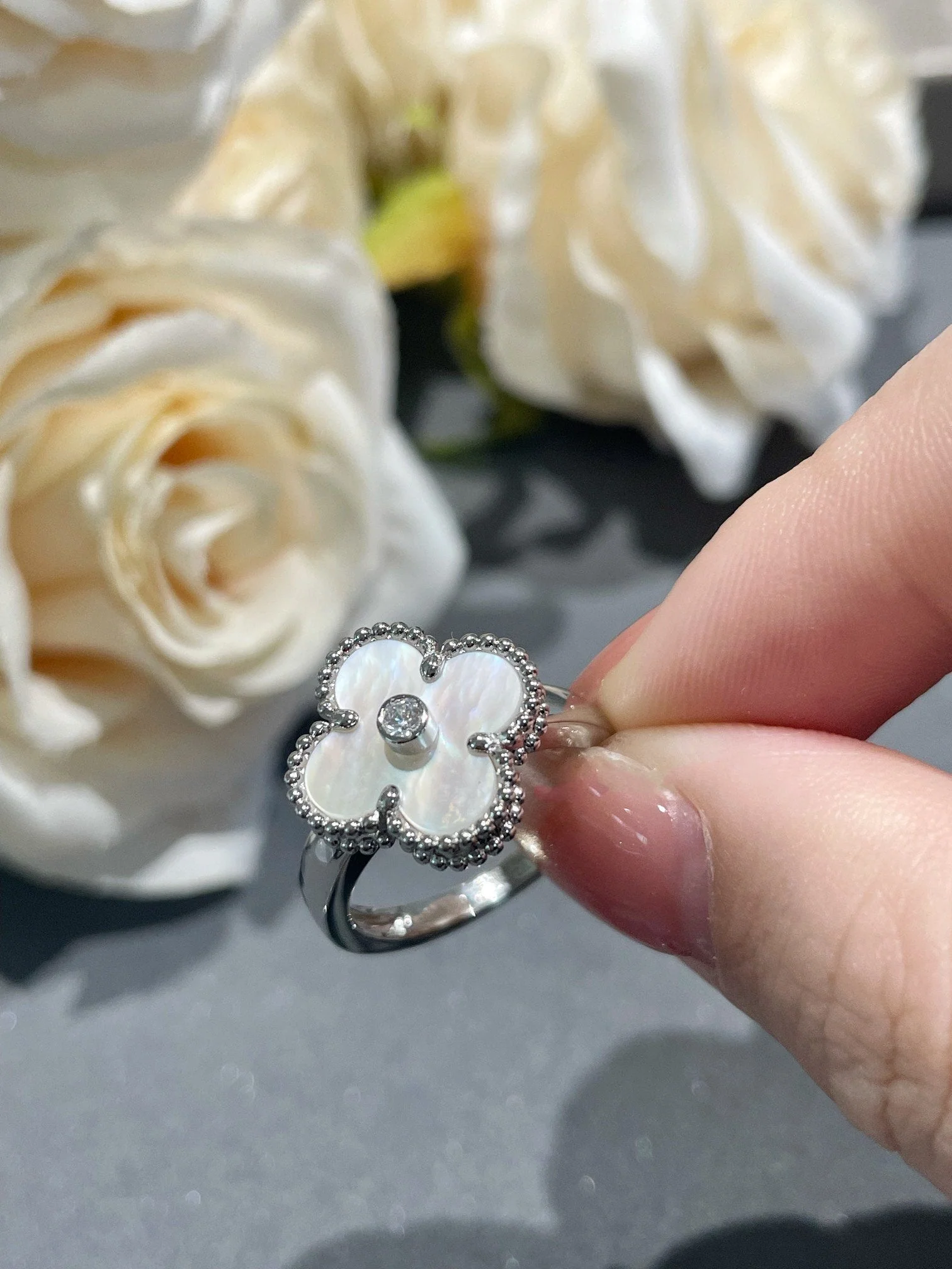 [VA]CLOVER SILVER MOP DIAMOND RING
