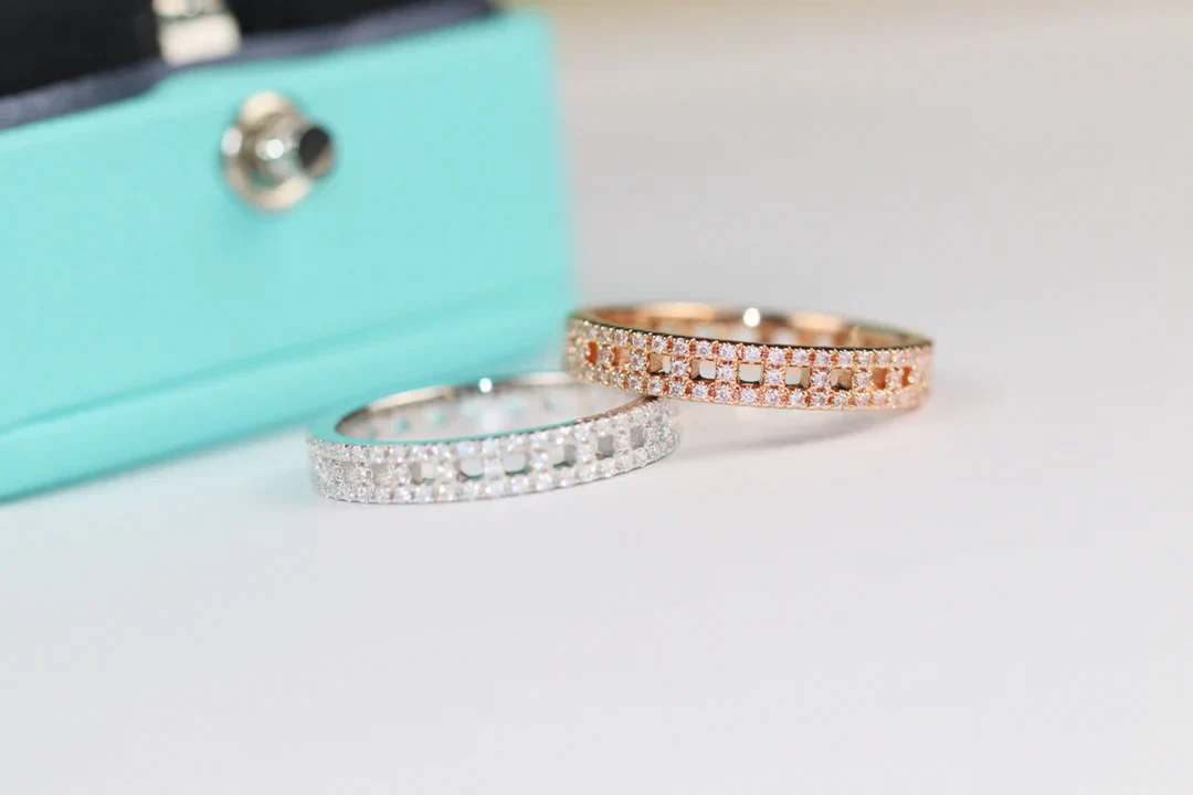 [TF]T TRUE DIAMOND PAVED RING