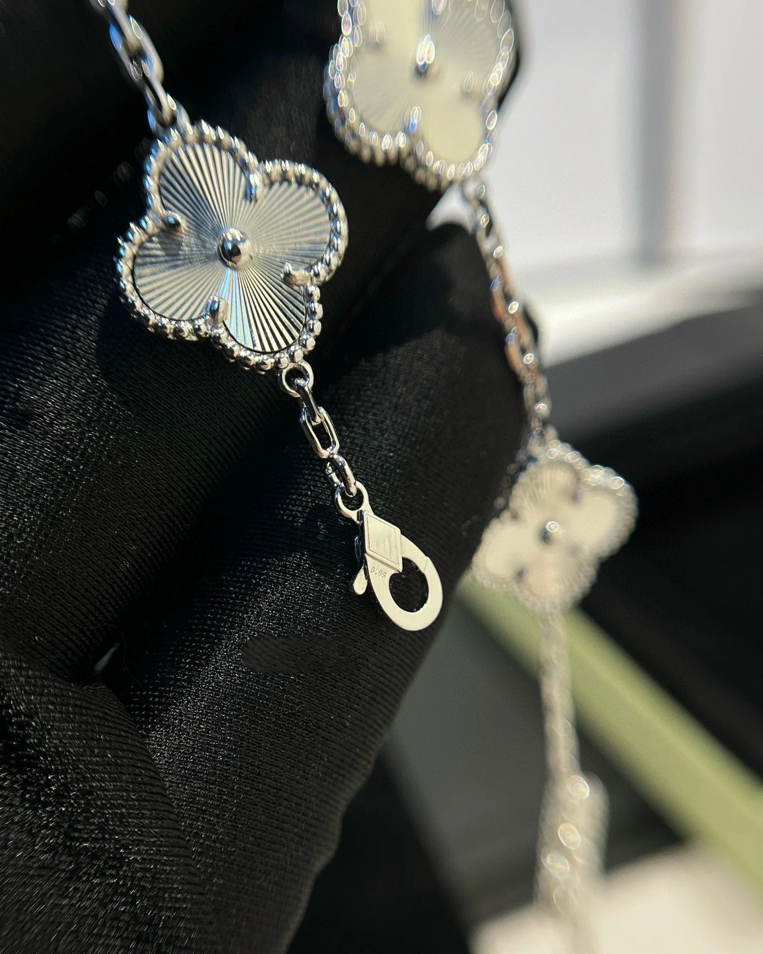 [VA]CLOVER SILVER 5 MOTIFS BRACELET