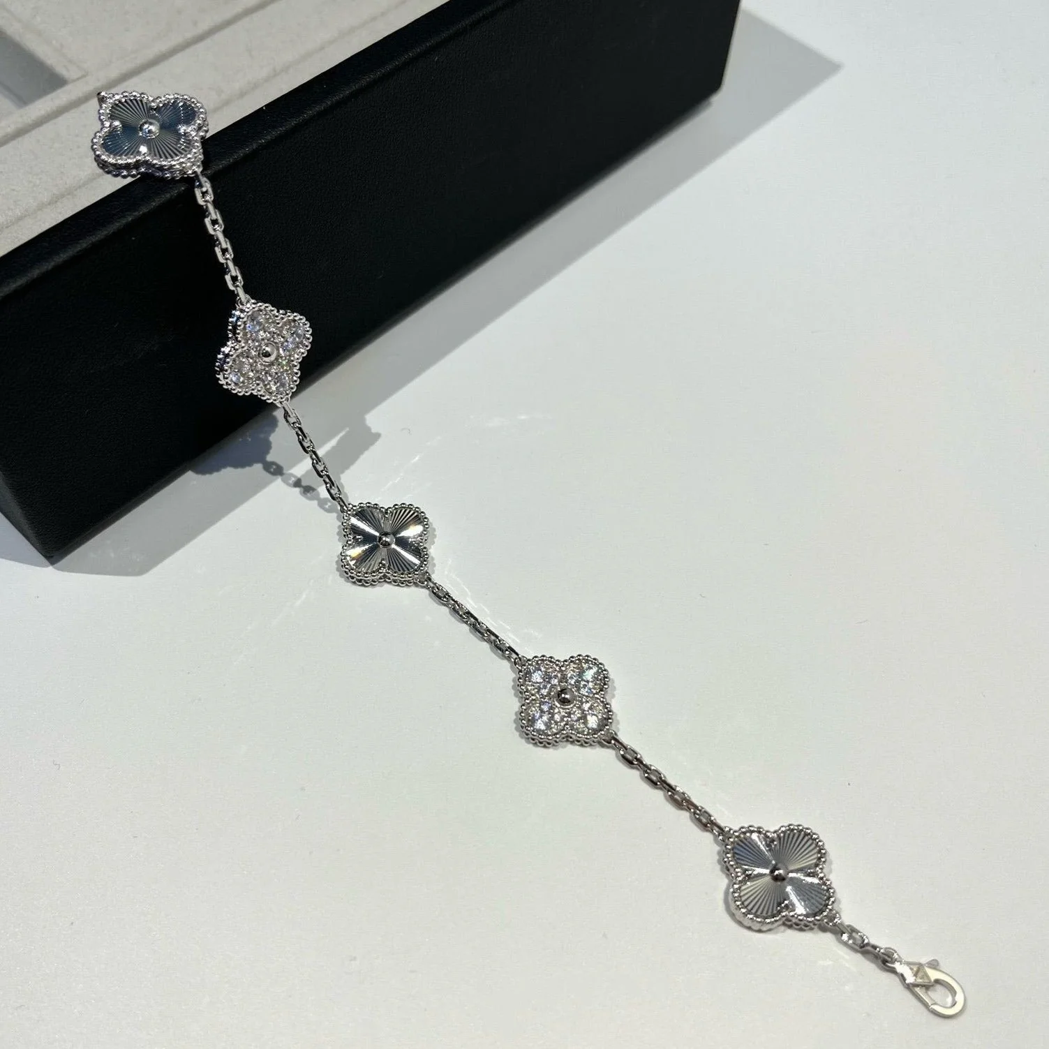 [VA]CLOVER 5 MOTIF SILVER DIAMOND BRACELET