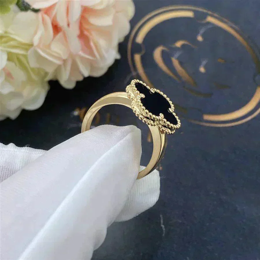 [VA]CLOVER ONYX RING
