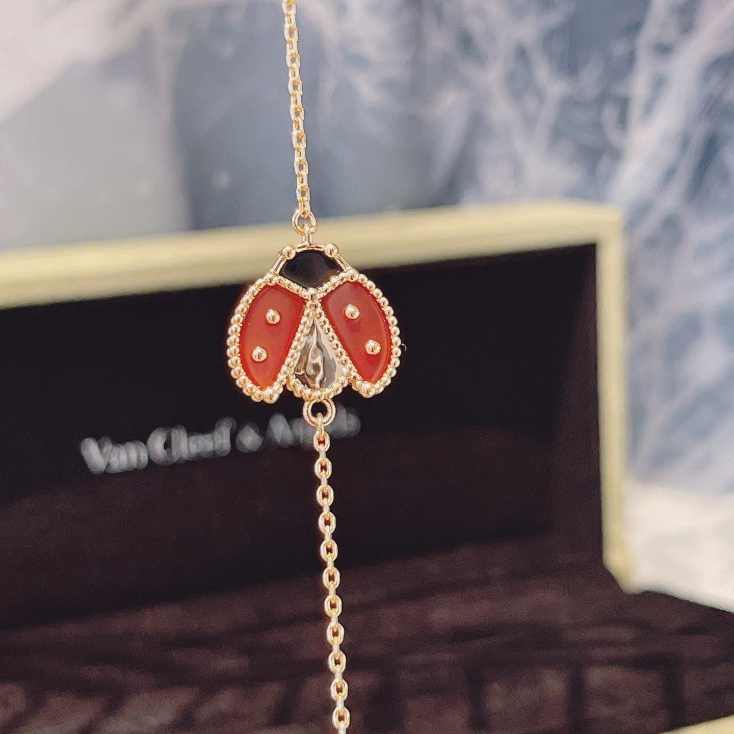 [VA]LUCKY SPRING 1 MOTIF PINK GOLD BRACELET