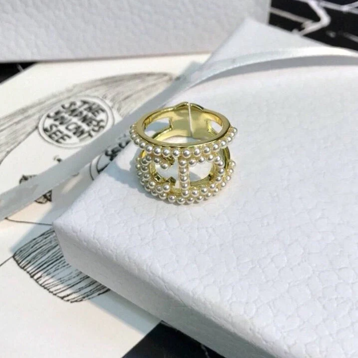 [CD]30 MONTAIGNE ANTIQUE PEARL GOLD RING