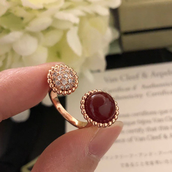 [VA]PERLEE COULEURS DIAMOND ROSE GOLD BETWEEN THE FINGER RING