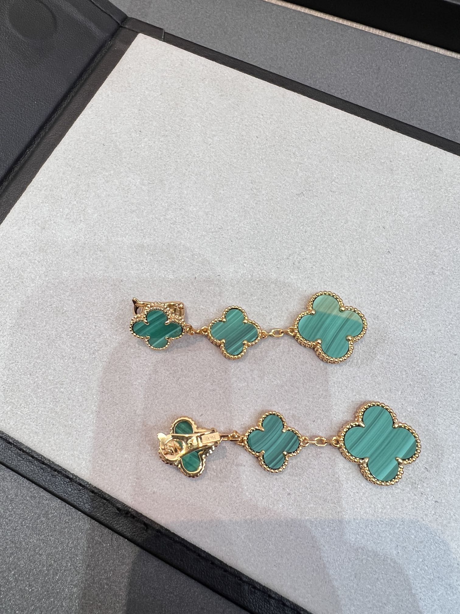 [VA]CLOVER MALACHITE 3 MOTIFS GOLD