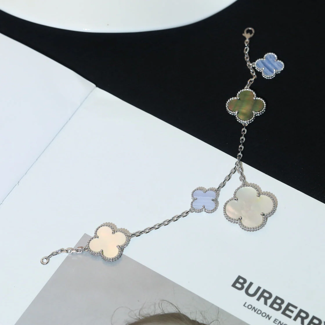 [VA]CLOVER BRACELET 5 MOTIFS MOP CHALCEDONY SILVER