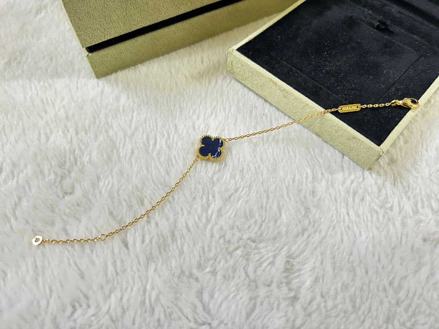 [VA]CLOVER 1 MOTIF PIETERSITE BRACELET