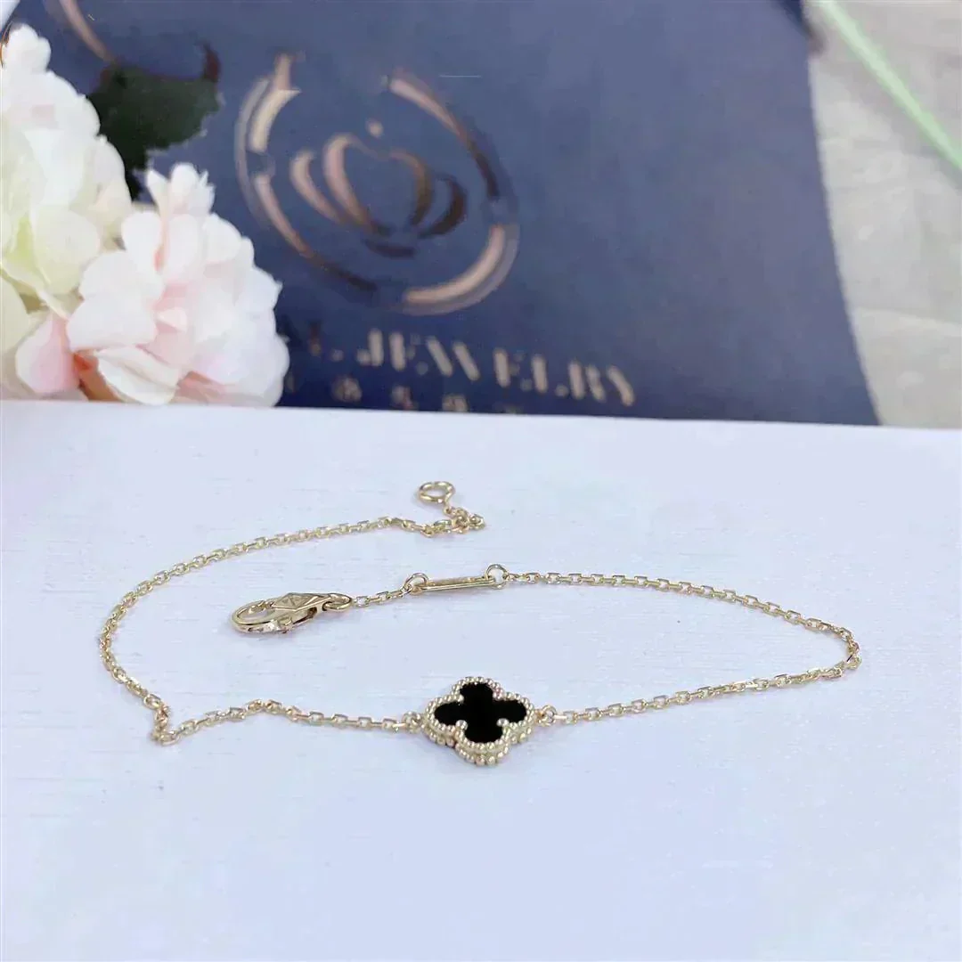 [VA]CLOVER ONYX SINGLE FLOWER BRACELET