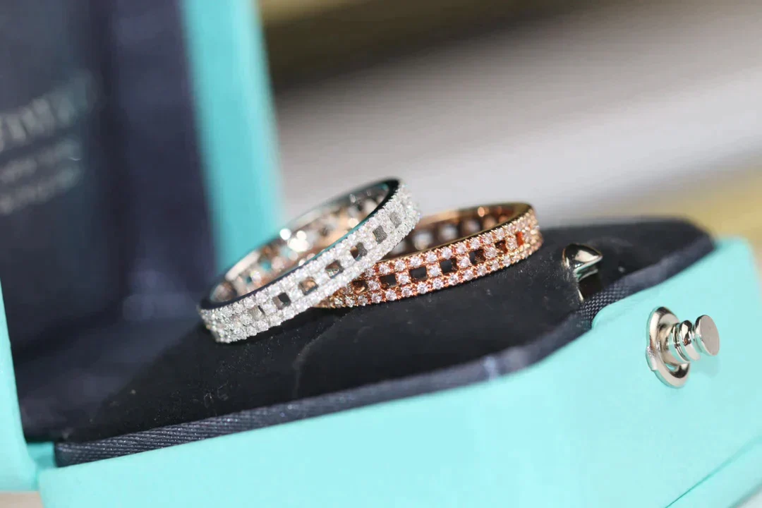 [TF]T TRUE DIAMOND PAVED RING