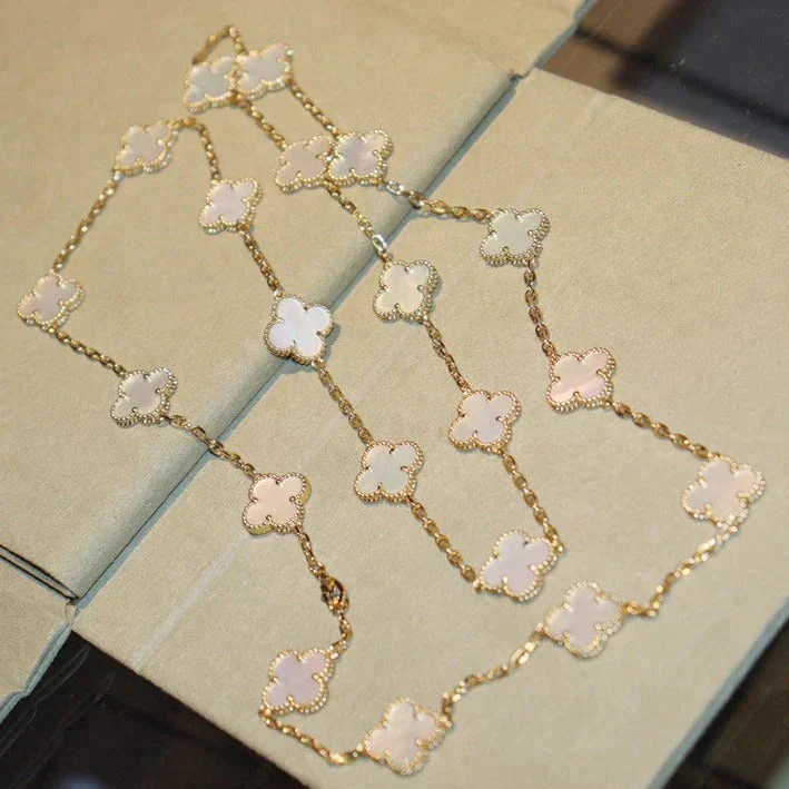 [VA]CLOVER 20 MOTIFS WHITE MOP NECKLACE